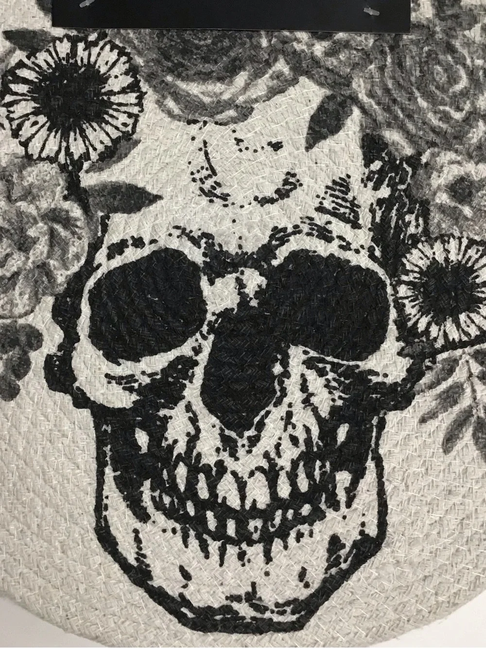 Tahari Home Skull Placemat SET OF 4 Day of Dead Halloween Sugar Skull Woven NEW